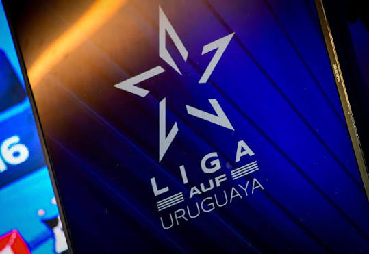 Predicciones de Fútbol Análisis y Proyecciones para la Temporada Actual Predicciones de Fútbol Análisis y Proyecciones para la Temporada Actual